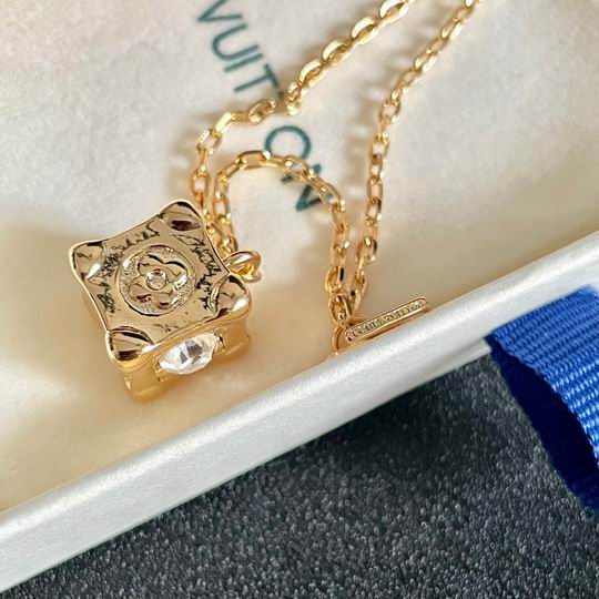 LV Necklace 11lyh464